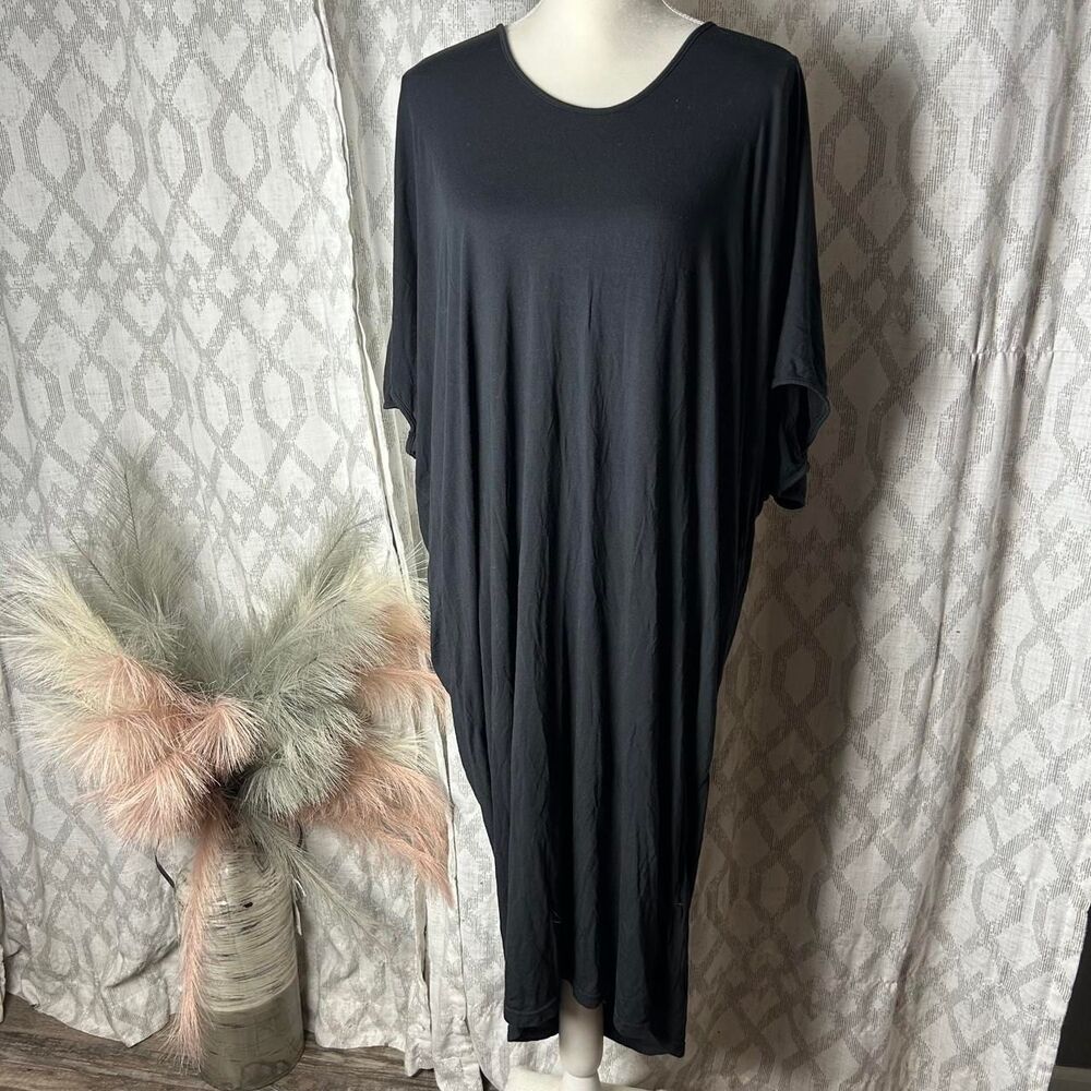 Barefoot-dreams Women's Black Dress